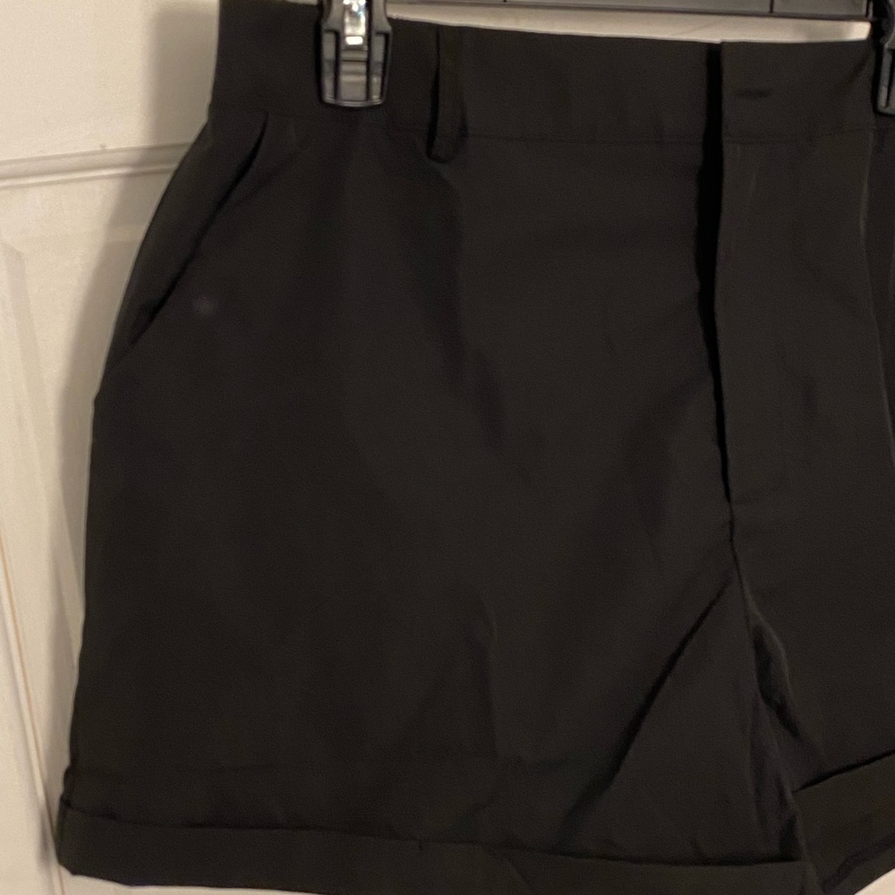 SHEIN Black Women's Skorts